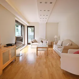 Victus Apartamenty, Cadena Apartament